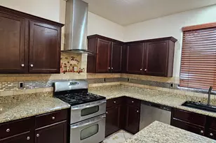 2218 W Magdalena Ln, Phoenix, AZ 85041 - Photo 8