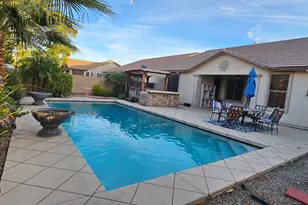 2218 W Magdalena Ln, Phoenix, AZ 85041 - Photo 32