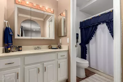 3208 W Juniper Avenue, Phoenix, AZ 85053 - Photo 18