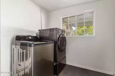 30 W Del Rio Circle, Tempe, AZ 85282 - Photo 28