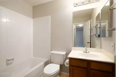 8158 N 104th Avenue, Peoria, AZ 85345 - Photo 12