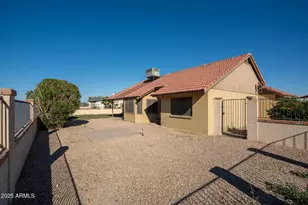 8158 N 104th Ave, Peoria, AZ 85345 - Photo 14