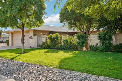 18202 N 125th Avenue, Sun City West, AZ 85375 - Photo 2