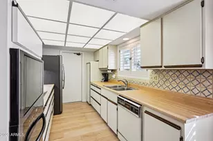 18202 N 125th Ave, Sun City West, AZ 85375 - Photo 18