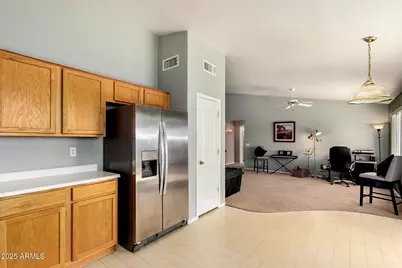 825 W 15th Lane, Apache Junction, AZ 85120 - Photo 10