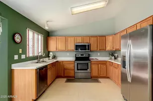 825 W 15th Ln, Apache Junction, AZ 85120 - Photo 8