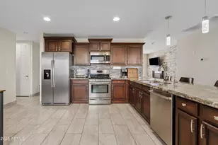 43935 W Sagebrush Trail, Maricopa, AZ 85138 - Photo 4