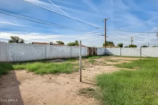 2739 W Hazelwood St, Phoenix, AZ 85017 - Photo 28