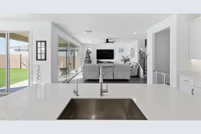 10941 E Texas Avenue, Mesa, AZ 85212 - Photo 12