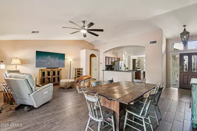 15734 W Edgemont Avenue, Goodyear, AZ 85395 - Photo 6