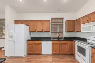 17632 W Arcadia Dr, Surprise, AZ 85374 - Photo 12