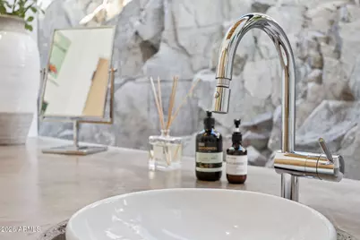 7517 N Moonlight Way, Paradise Valley, AZ 85253 - Photo 38