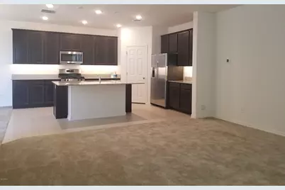 8830 W Fleetwood Lane, Glendale, AZ 85305 - Photo 4