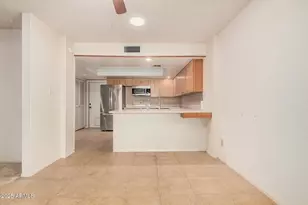 11821 S Tonopah Dr, Phoenix, AZ 85044 - Photo 10