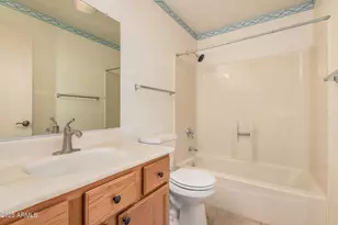 11821 S Tonopah Dr, Phoenix, AZ 85044 - Photo 16