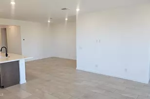 15598 W Hackamore Dr, Surprise, AZ 85387 - Photo 10