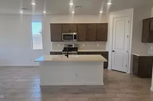 15598 W Hackamore Dr, Surprise, AZ 85387 - Photo 8