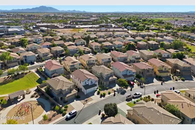 1233 E Marcella Lane, Gilbert, AZ 85295 - Photo 2