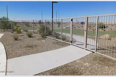 24200 W Bowker Street, Buckeye, AZ 85326 - Photo 22