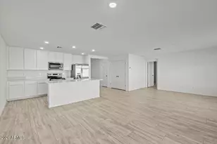 33658 N Hosta Dr, San Tan Valley, AZ 85140 - Photo 4