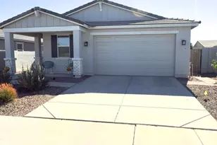 35255 W Mallorca Ave, Maricopa, AZ 85138 - Photo 2