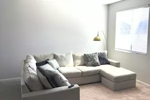 35255 W Mallorca Ave, Maricopa, AZ 85138 - Photo 10