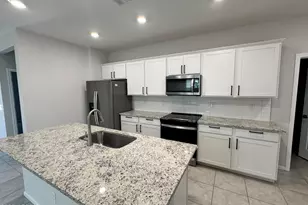 18228 W Daley Ln, Surprise, AZ 85387 - Photo 6