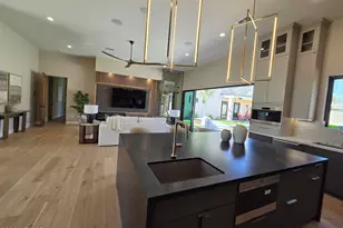 4332 E Vermont Ave, Phoenix, AZ 85018 - Photo 6