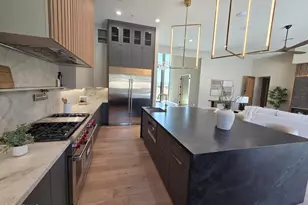 4332 E Vermont Ave, Phoenix, AZ 85018 - Photo 8