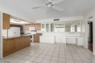 13206 W Spanish Garden Dr, Sun City West, AZ 85375 - Photo 14