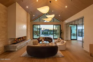 4729 E Arcadia Ln, Phoenix, AZ 85018 - Photo 6