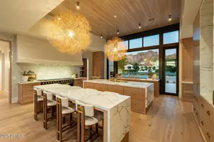 4729 E Arcadia Ln, Phoenix, AZ 85018 - Photo 14