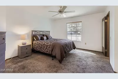 10454 W Palmeras Drive, Sun City, AZ 85373 - Photo 18