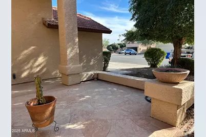 966 E Rockwell Drive, Chandler, AZ 85225 - Photo 2