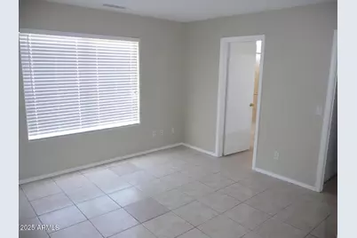8324 W Catalina Drive, Phoenix, AZ 85037 - Photo 6
