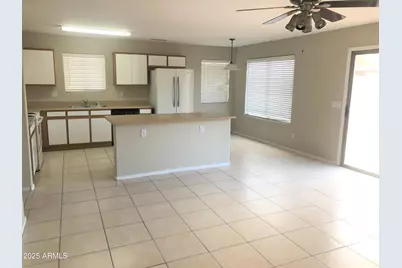 8324 W Catalina Drive, Phoenix, AZ 85037 - Photo 4