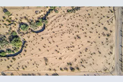 18044 W Peak View Road #metes & bounds, Surprise, AZ 85387 - Photo 2