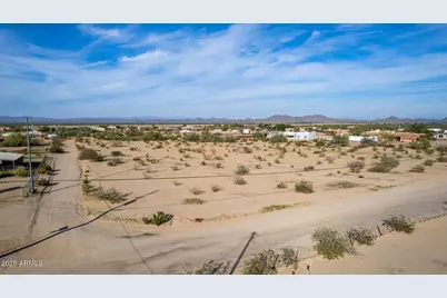 18044 W Peak View Road #metes & bounds, Surprise, AZ 85387 - Photo 12