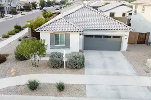 14364 W Desert Hollow Dr, Surprise, AZ 85387 - Photo 38