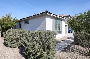 14364 W Desert Hollow Dr, Surprise, AZ 85387 - Photo 2