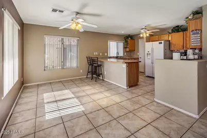 11331 W McCaslin Rose Lane, Surprise, AZ 85378 - Photo 10