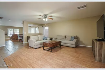 11830 W Foothill Drive, Sun City, AZ 85373 - Photo 12