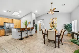 3312 E Maldonado Dr, Phoenix, AZ 85042 - Photo 10