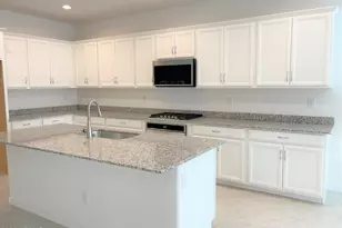 13310 W Dale Ln, Peoria, AZ 85383 - Photo 2