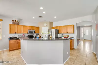 22087 N Lakeside Drive, Maricopa, AZ 85138 - Photo 4