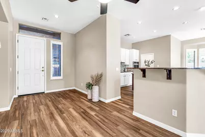 4915 S Tangerine Lane, Gilbert, AZ 85298 - Photo 4