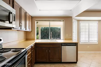 4329 W Villa Theresa Drive, Glendale, AZ 85308 - Photo 14