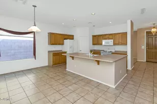 4860 S Springs Dr, Chandler, AZ 85249 - Photo 12