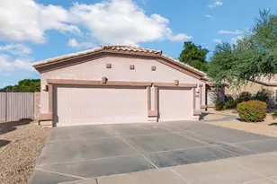 4860 S Springs Dr, Chandler, AZ 85249 - Photo 6