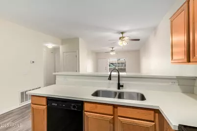 2201 N Comanche Drive #1104, Chandler, AZ 85224 - Photo 8